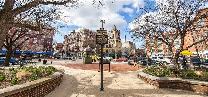 Sitting in the square looking for an electrician in York PA.